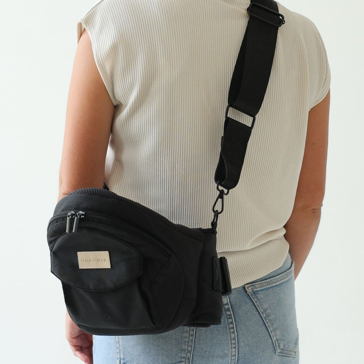 GooGosa Matching Shoulder Strap – A stylish and practical accessory for your baby carrier or diaper bag